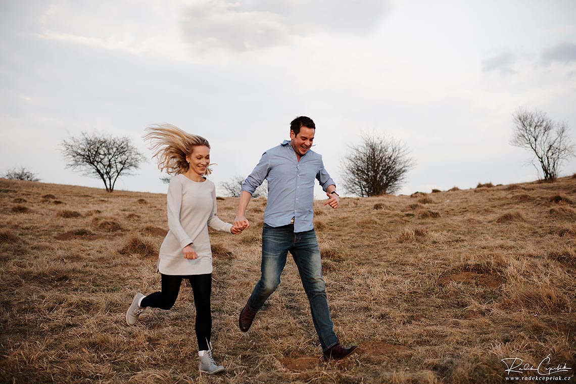 running couple pre wedding photography in nature