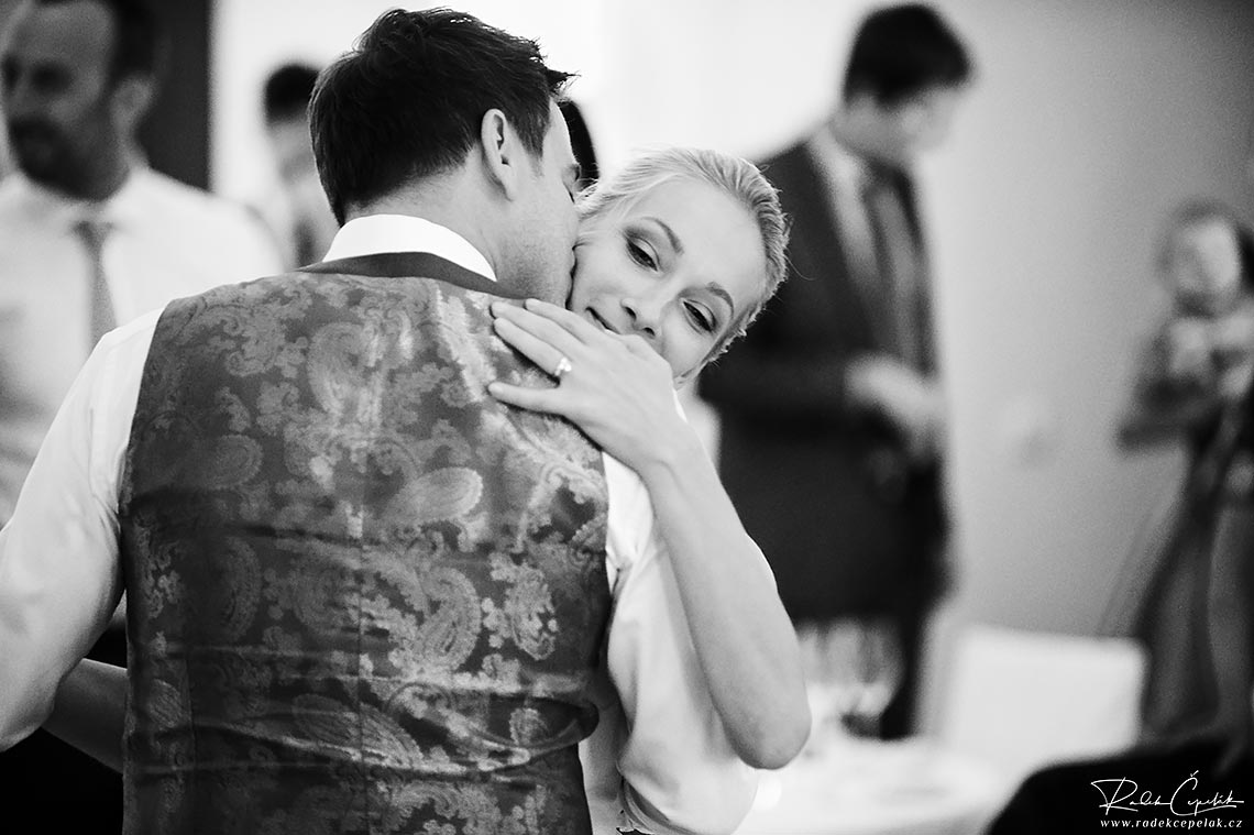 bride and groom the first dance