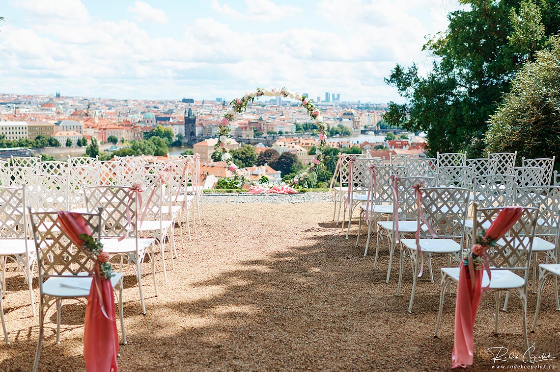 Prageu wedding ceremony with view on old town at Villa Richter