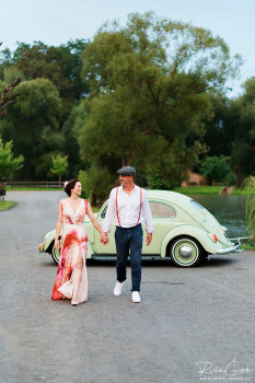 wedding photography with a car